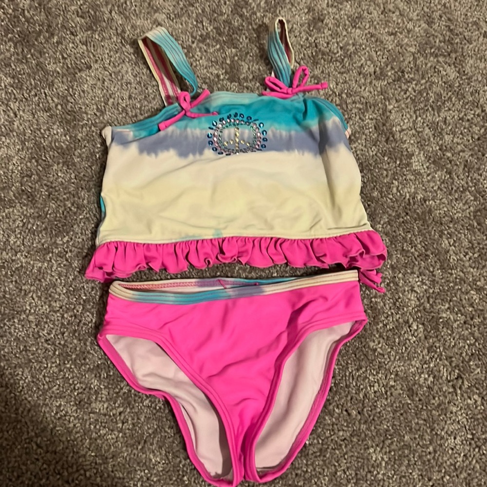 Swimsuit size 4